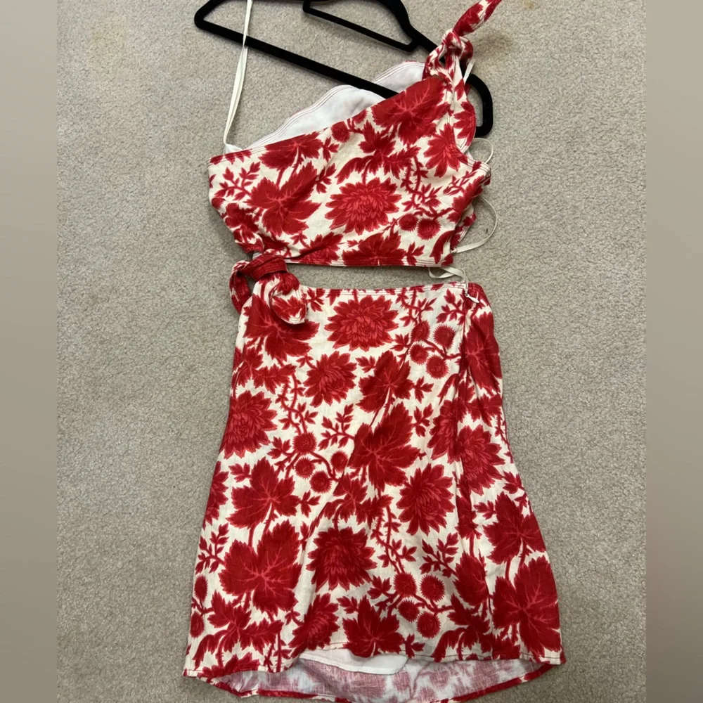 SIR the label Floral One Shoulder Dress - Picture 7 of 7